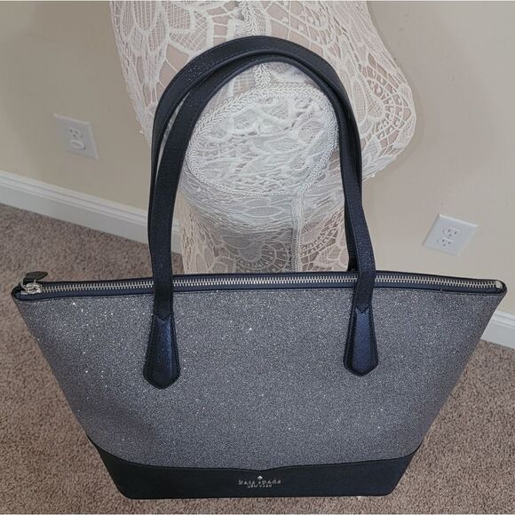 Kate Spade New York Lola Glitter Tote Large Shoulder Bag • Sold Out • NWOT - Picture 3 of 10